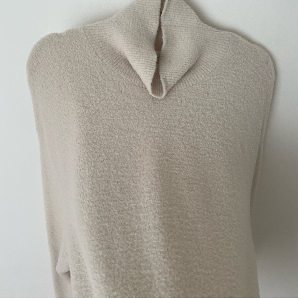 Aritzia Wilfred Free Hush Knit Turtleneck Sweater in Cream - Picture 6 of 10